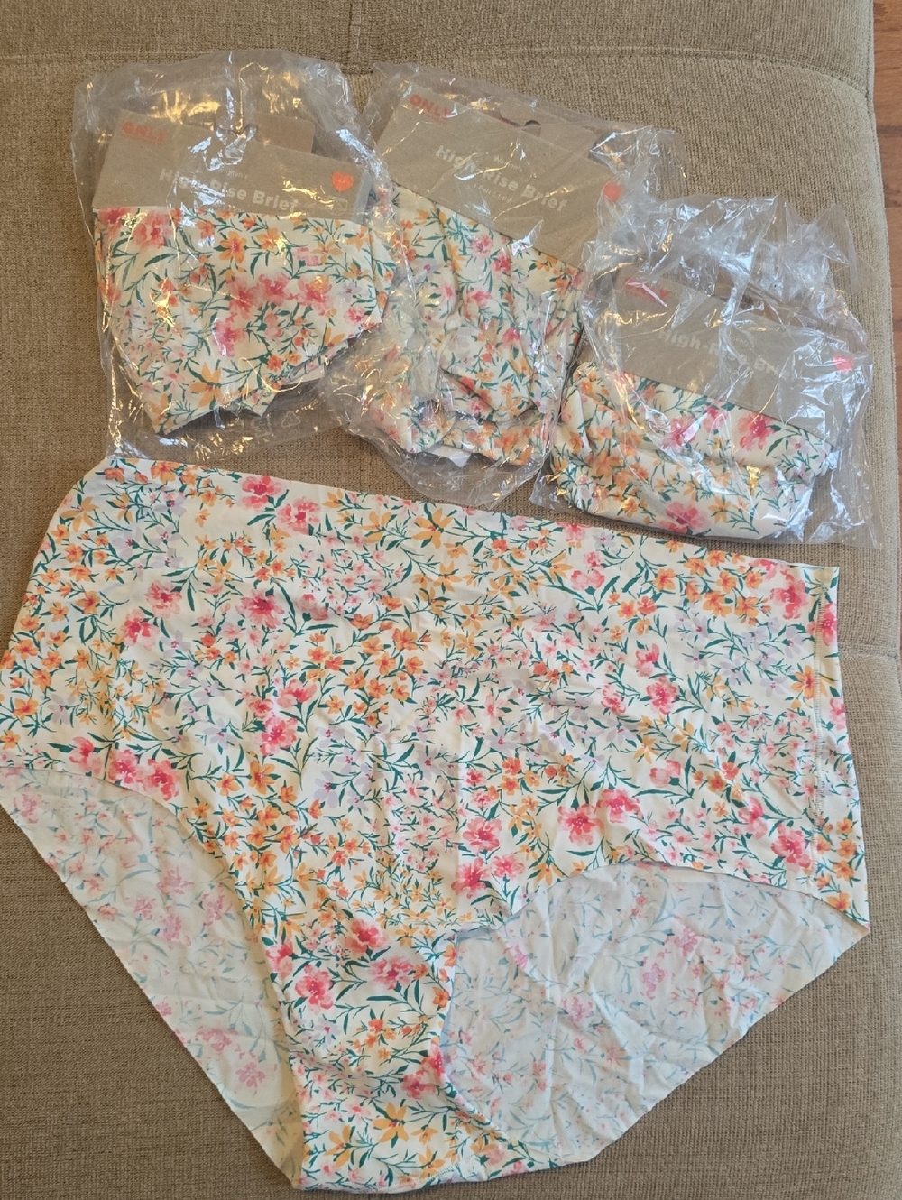 4 - Old Navy High Rise Brief Floral